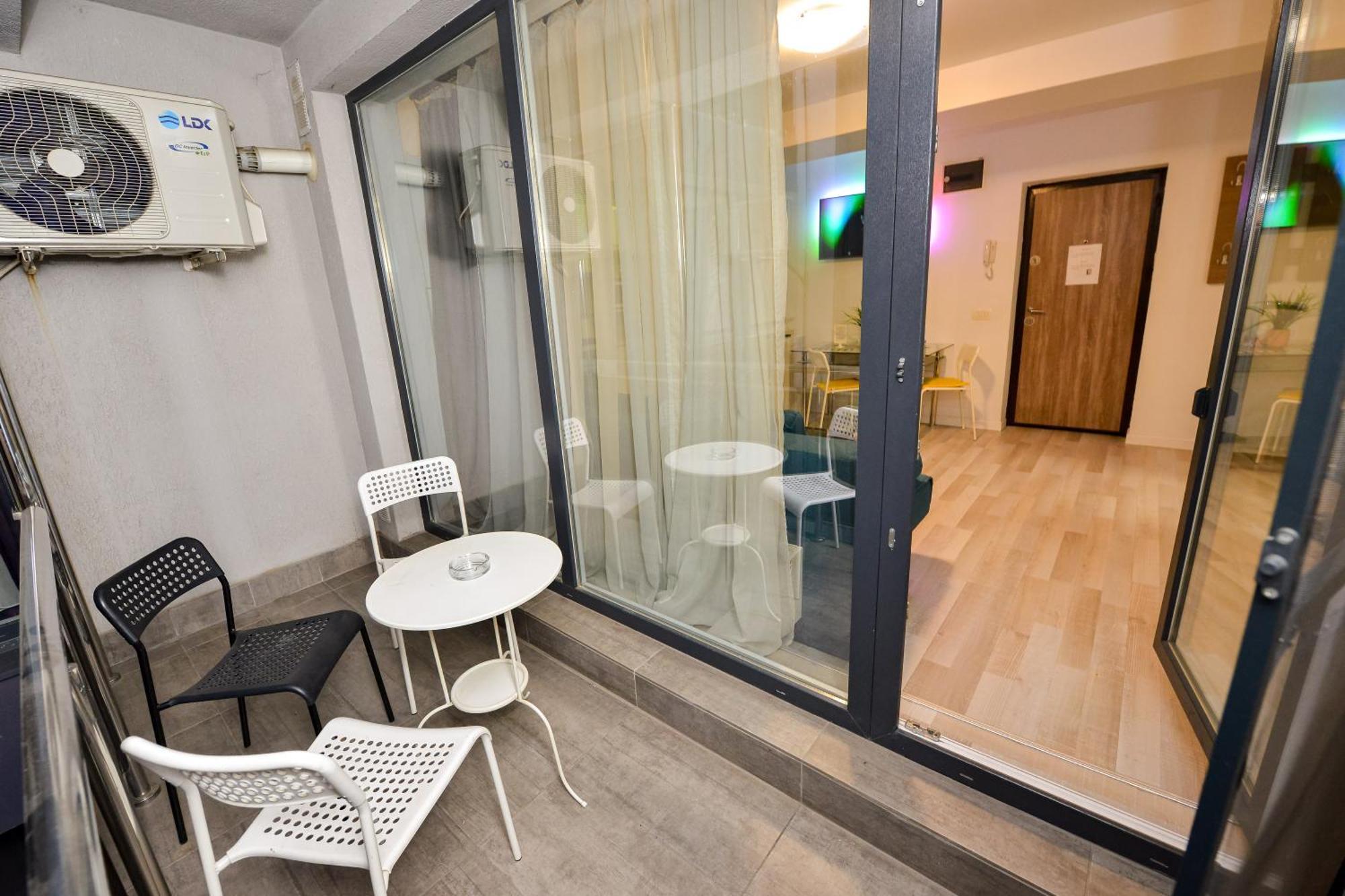 Bucharest City Center Apartment Bagian luar foto