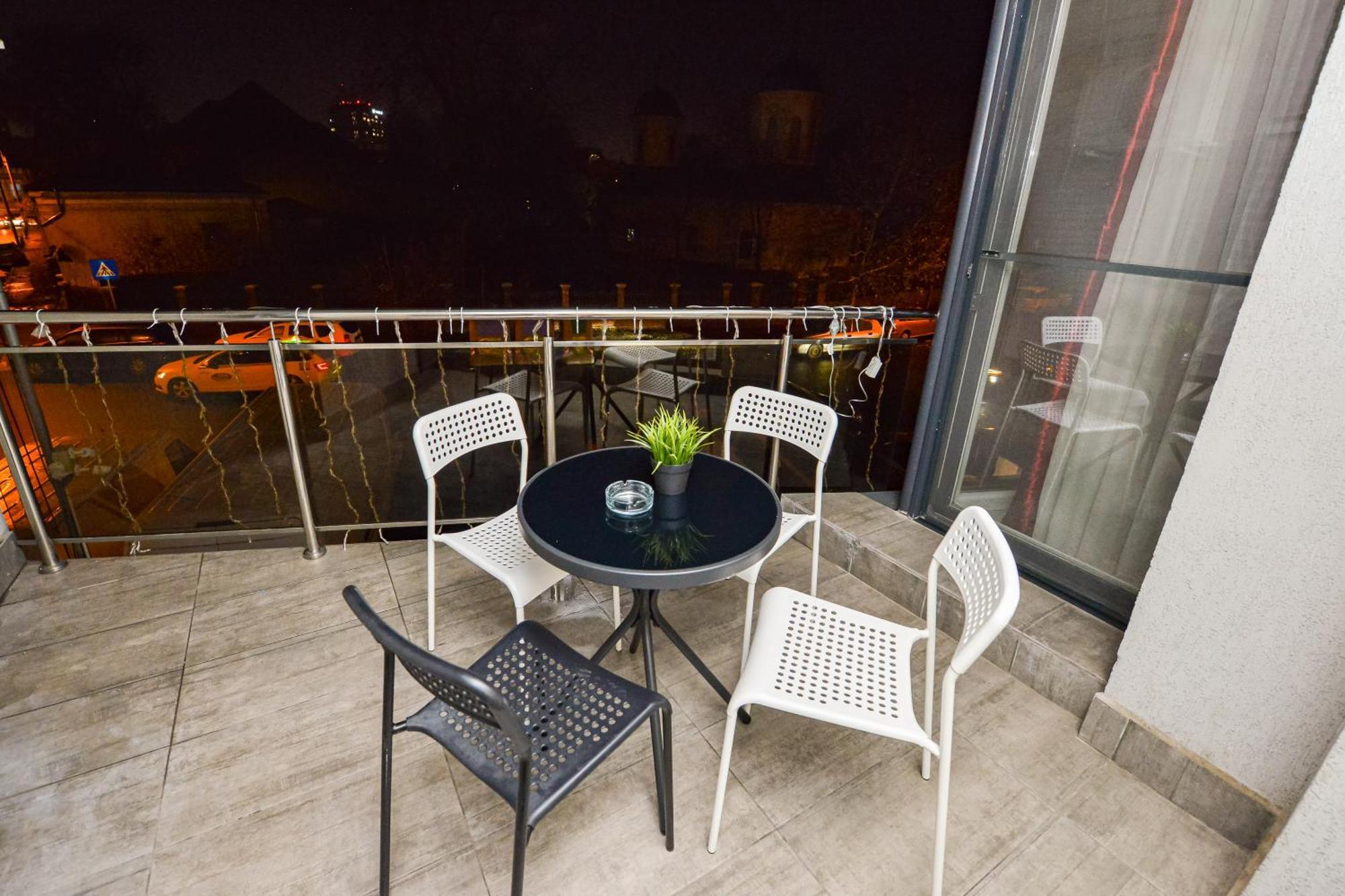 Bucharest City Center Apartment Bagian luar foto