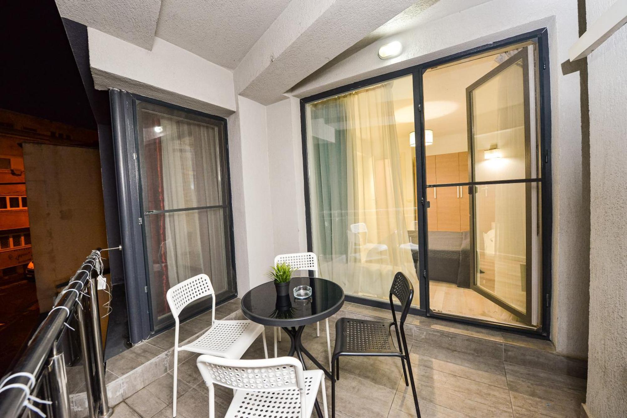 Bucharest City Center Apartment Bagian luar foto